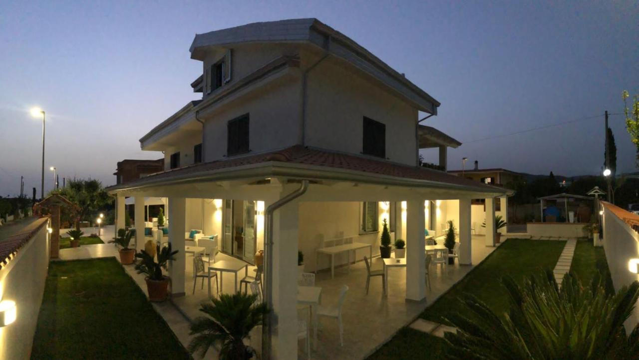 Invilla Bed&Breakfast - Quality Rooms Santa Maria di Castellabate Luaran gambar